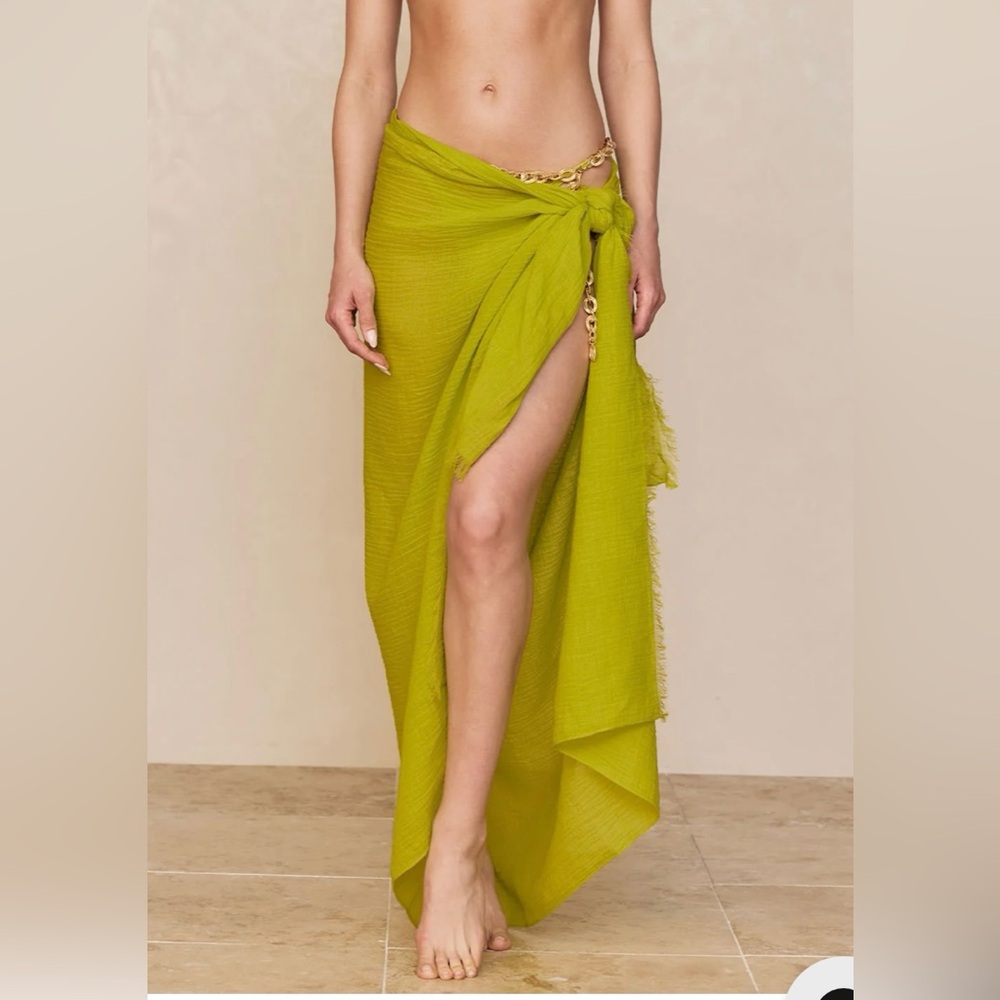 Monday Swimwear ST. TROPEZ SARONG - CHARTREUSE CRINKLE LINEN